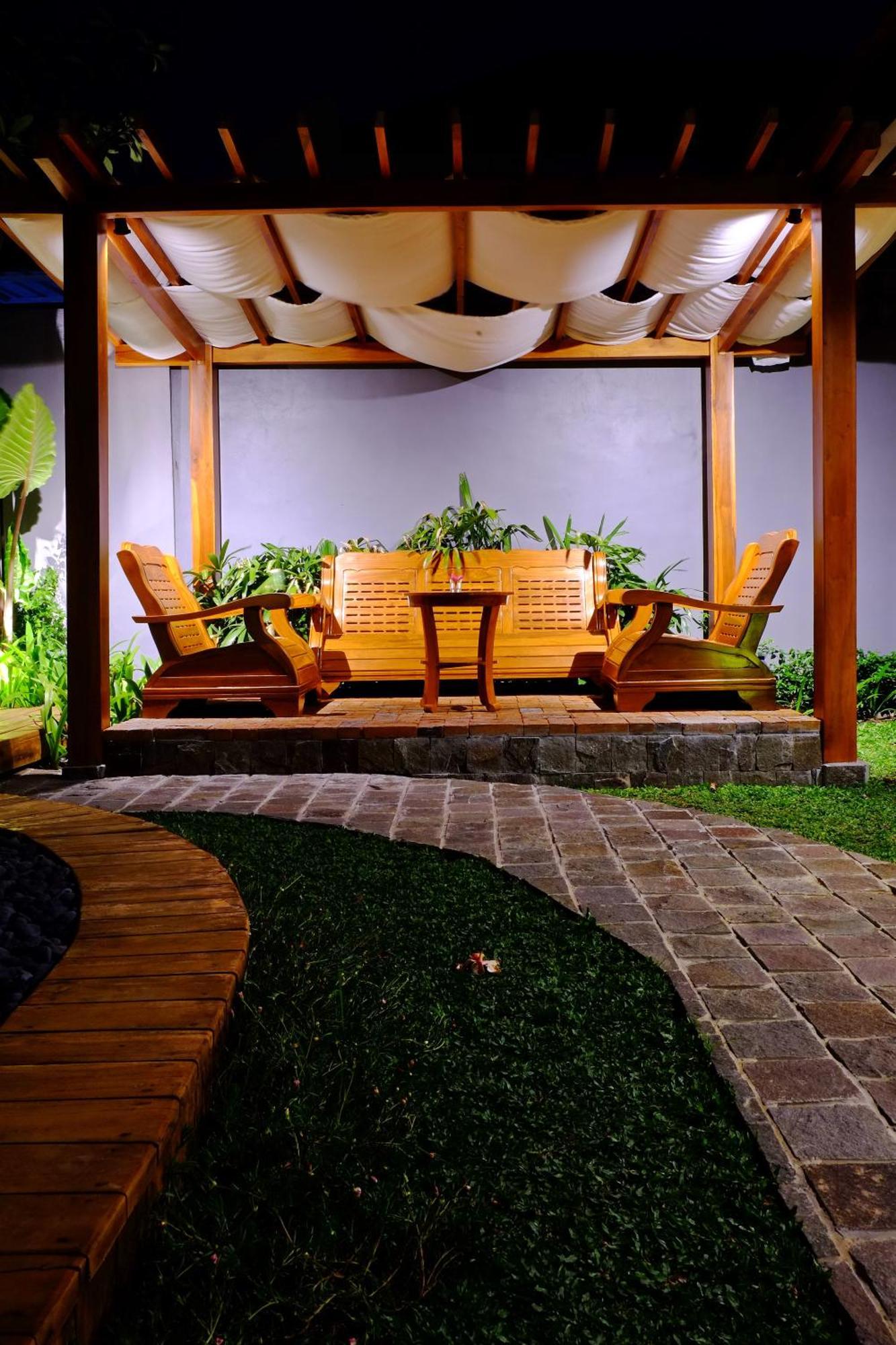 Sanur O.B Oemah Bone Homestay מראה חיצוני תמונה