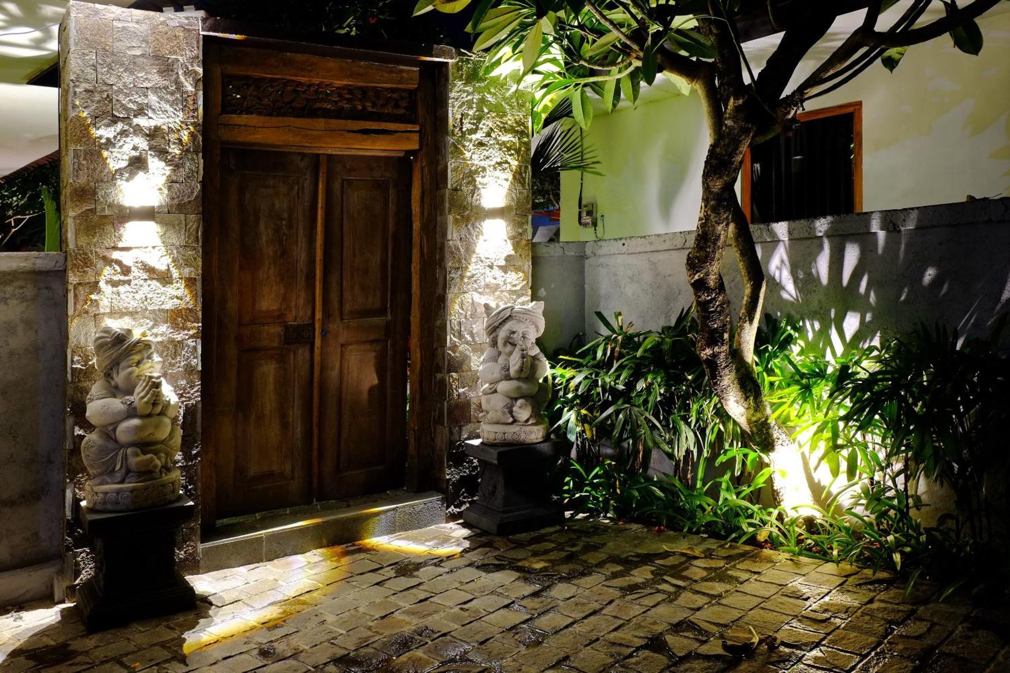 Sanur O.B Oemah Bone Homestay מראה חיצוני תמונה